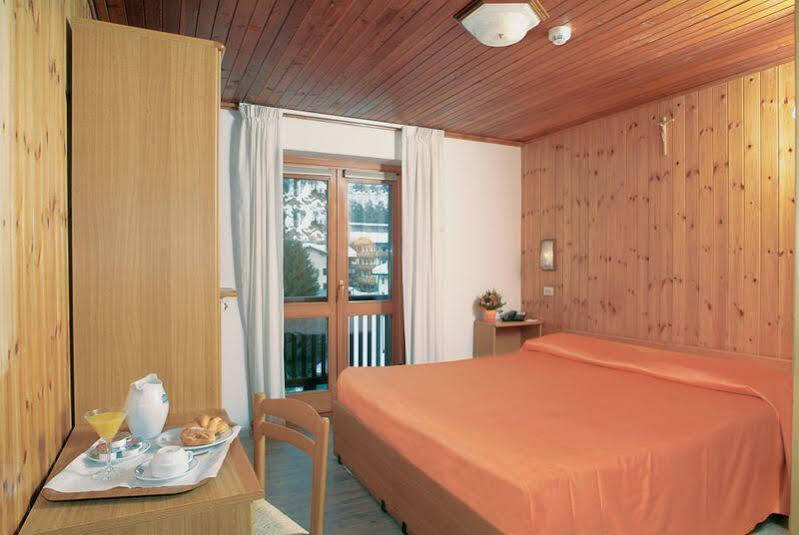 Hotel Bijou Valtournenche Extérieur photo